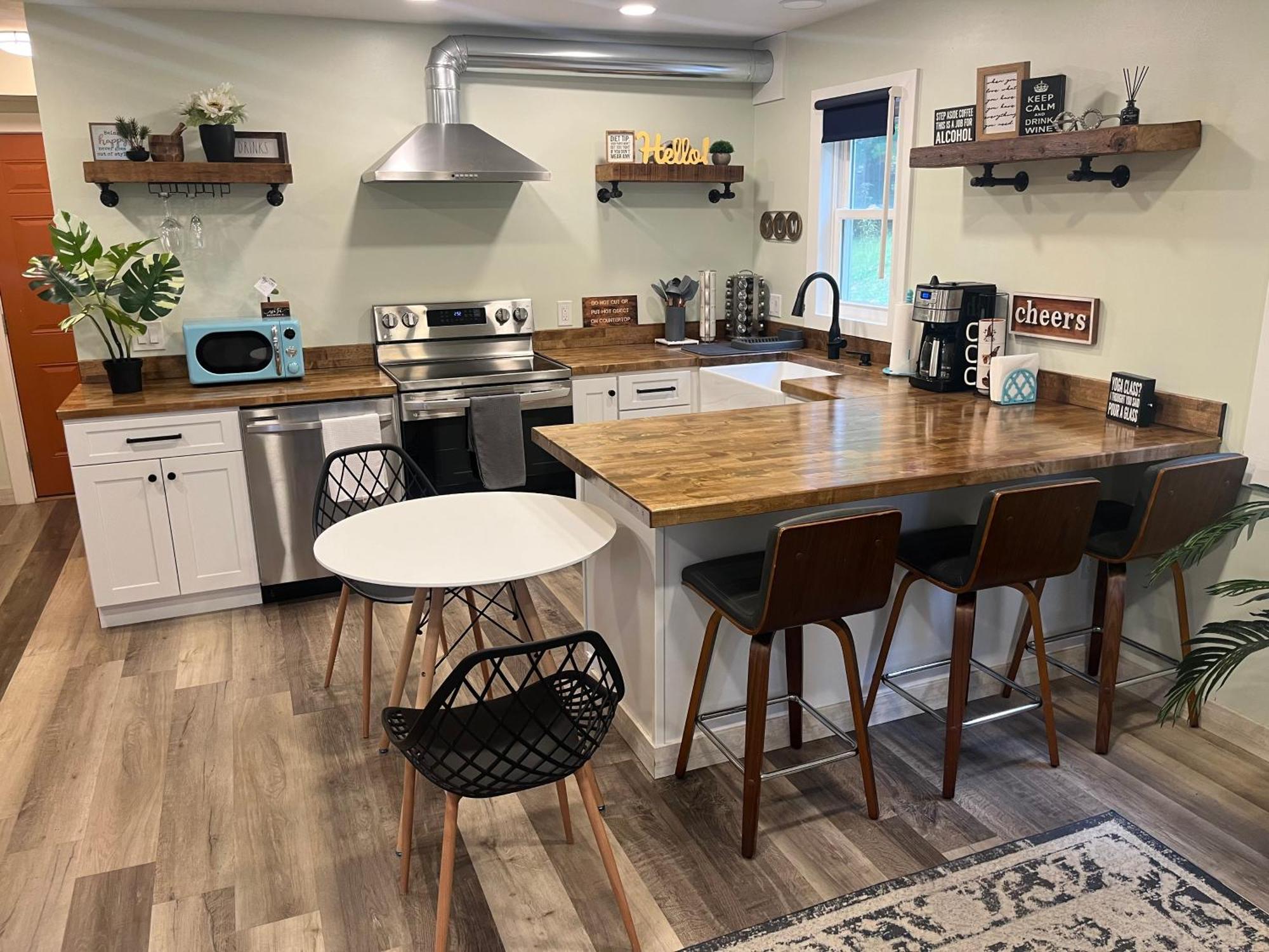 Minutes From Camelback Mountain Apartment *